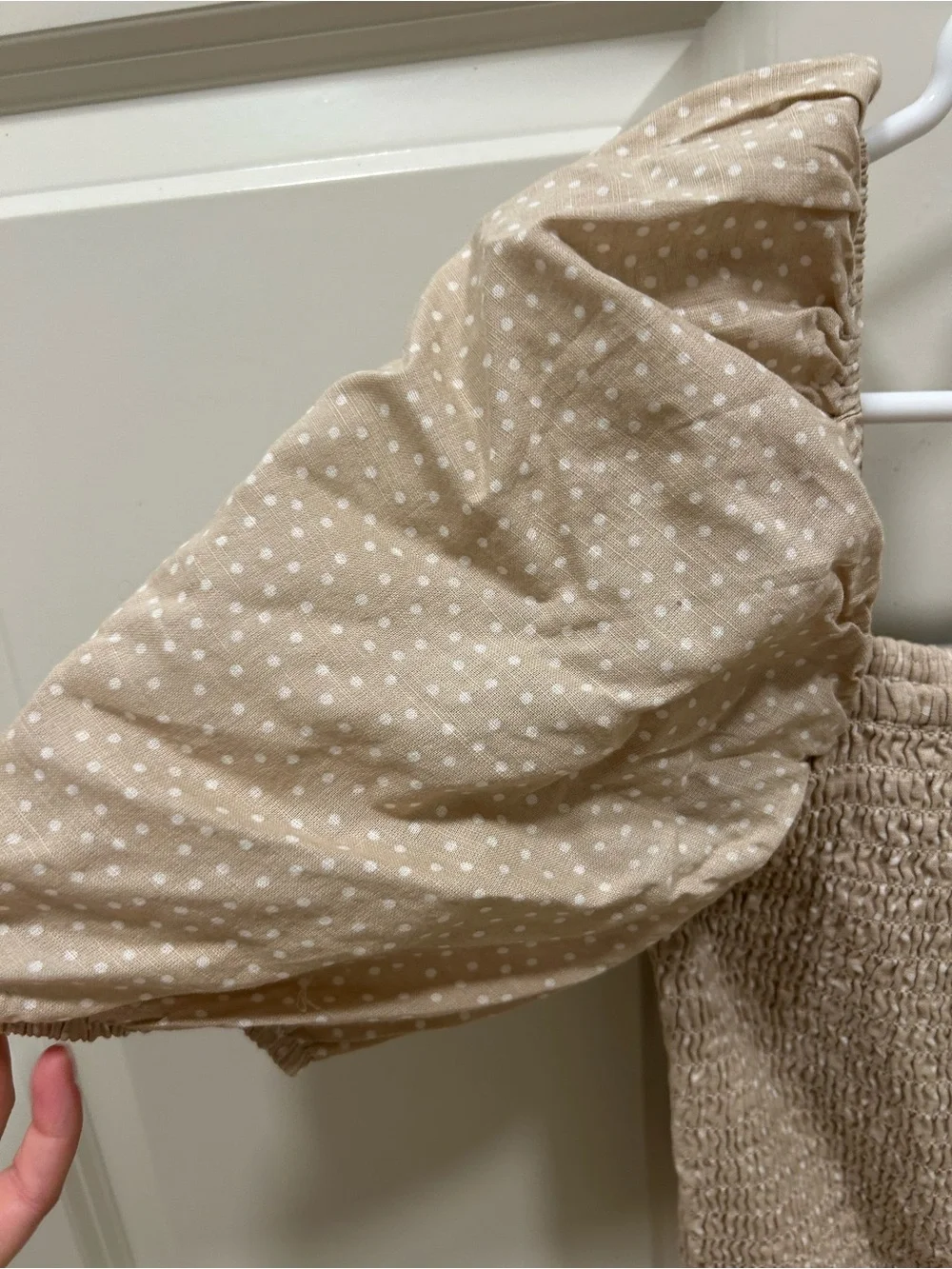 Abercrombie & Fitch Beige Smocked Puff-Sleeve Crop Top
